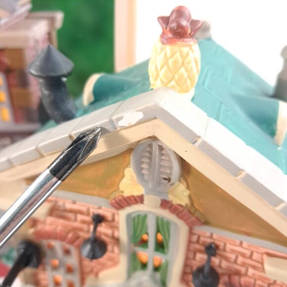 Lemax Danielle's Decor 2019 #95491 Christmas Village house lighted building READ - Picture 2 of 16